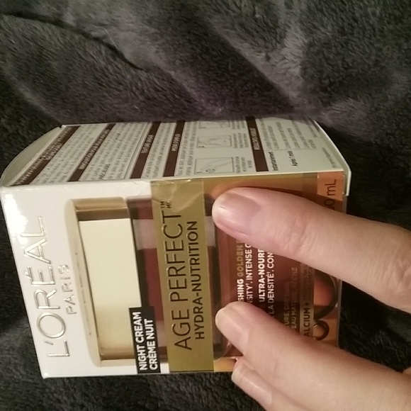 L'OREAL Age Perfect Hydra-Nutrition Night Cream - Picture 4 of 4